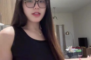 昨天刷到个WNBA十大美女，小宝排第七！